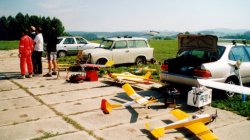 2000 - Na letišti - Krejčí, Vyhnálek, Moravec, Chládek